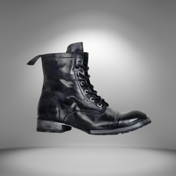 Men's Leather Ankle Boots in Vintage Western Style