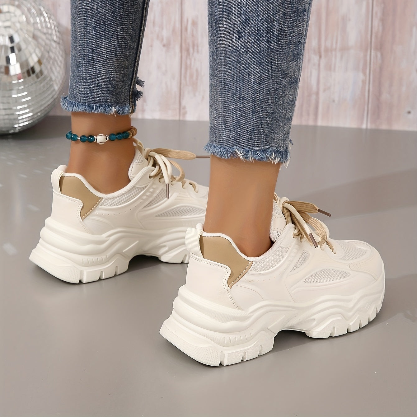 Women's Comfortable Everyday Sneakers