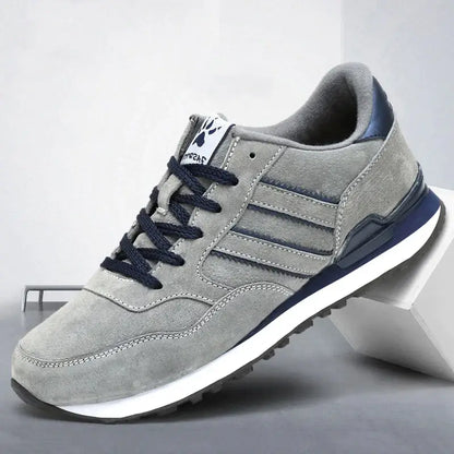 Men's Classic Everyday Sneakers