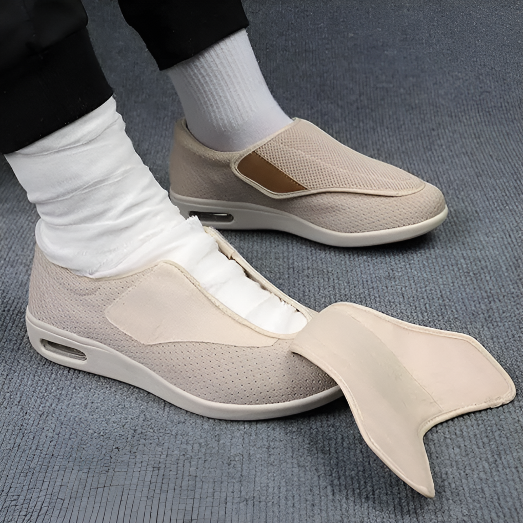 Men's Diabetic Shoes with Wide Insole