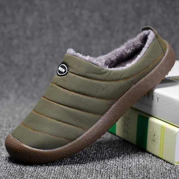 Men's Insulated Slippers for Winter Evenings