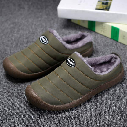 Men's Insulated Slippers for Winter Evenings