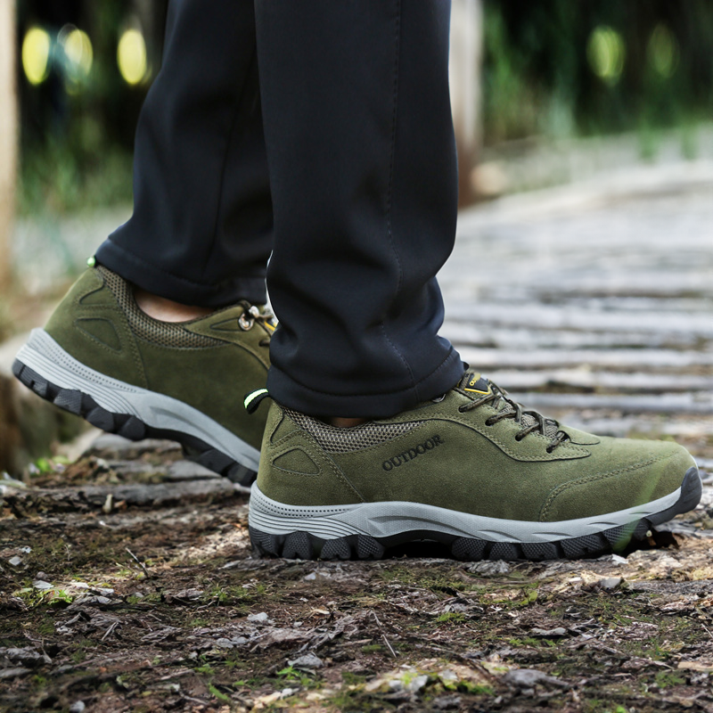 Men's Orthopedic Hiking Boots with a Sturdy Sole
