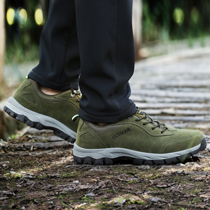 Men's Orthopedic Hiking Boots with a Sturdy Sole