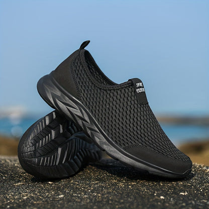 Men's Slip-On Sneakers in Breathable Mesh
