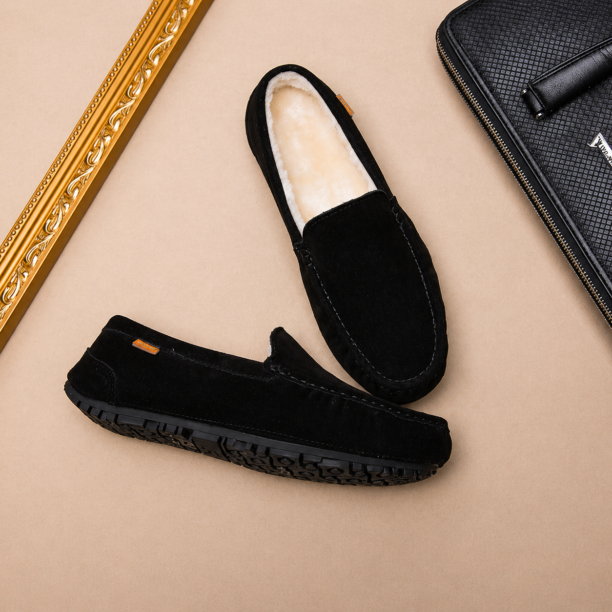 Men's Suede Slippers in Lambskin, Warm