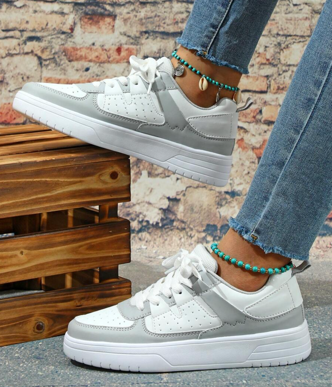 Women's Breathable Sneakers in a Vibrant Design