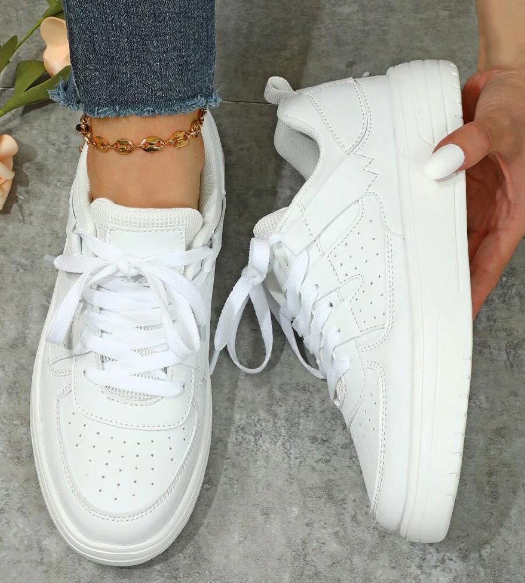 Women's Breathable Sneakers in a Vibrant Design