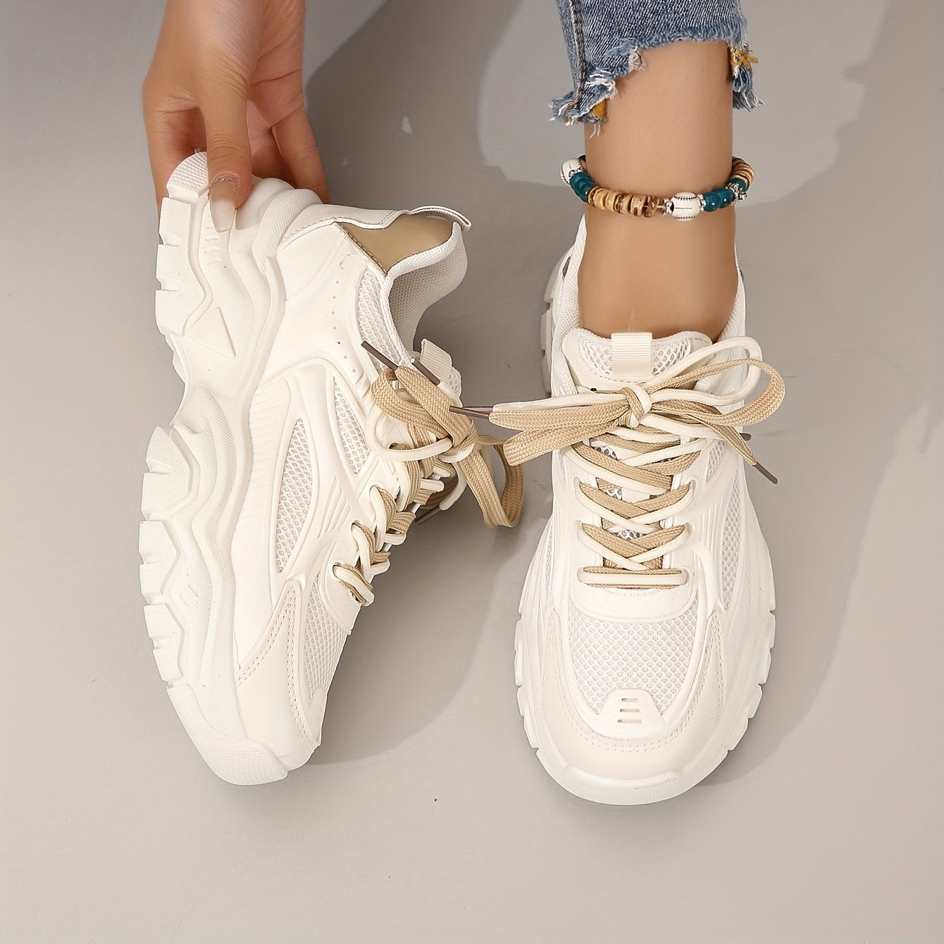 Women's Comfortable Everyday Sneakers