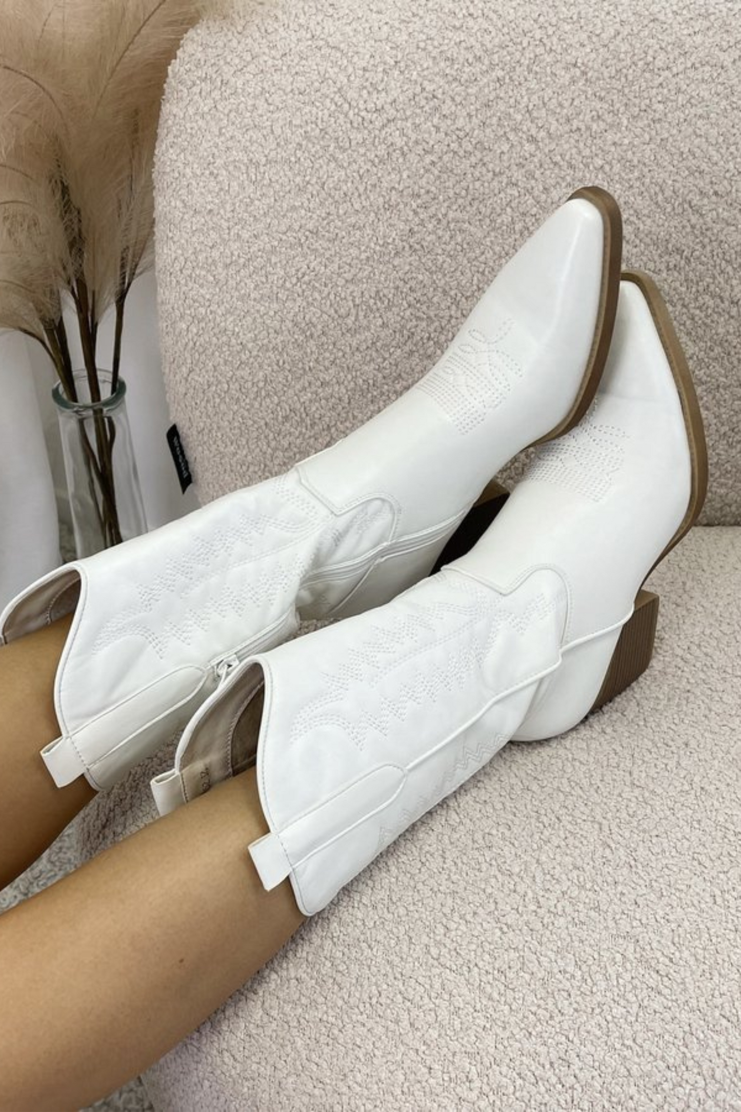 Women's Cowboy Boots with Pointed Toe