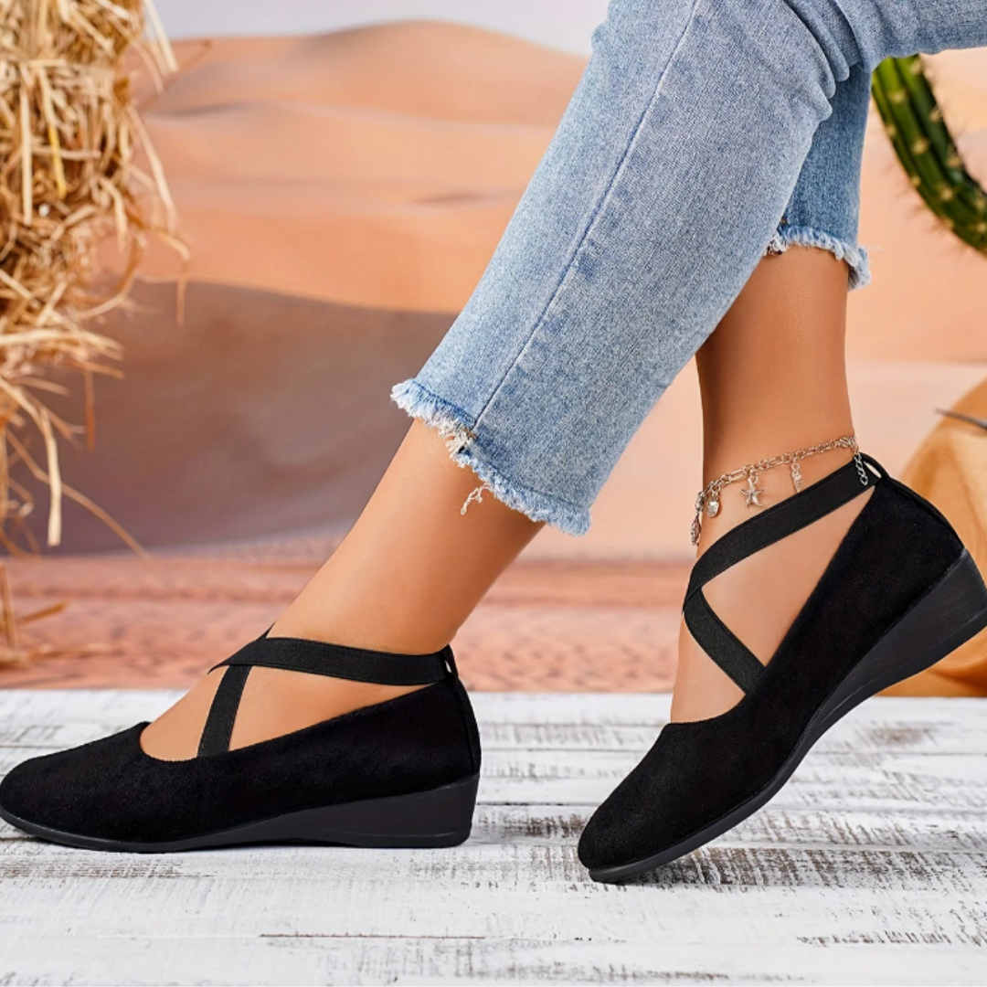 Women's Elegant Ballet Flats with Hidden Wedge