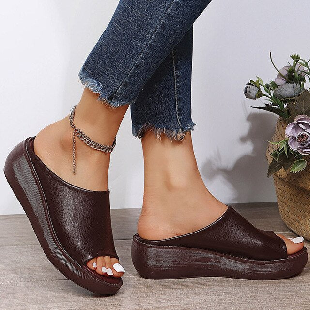 Women's Heeled Sandals with Orthopedic Insole