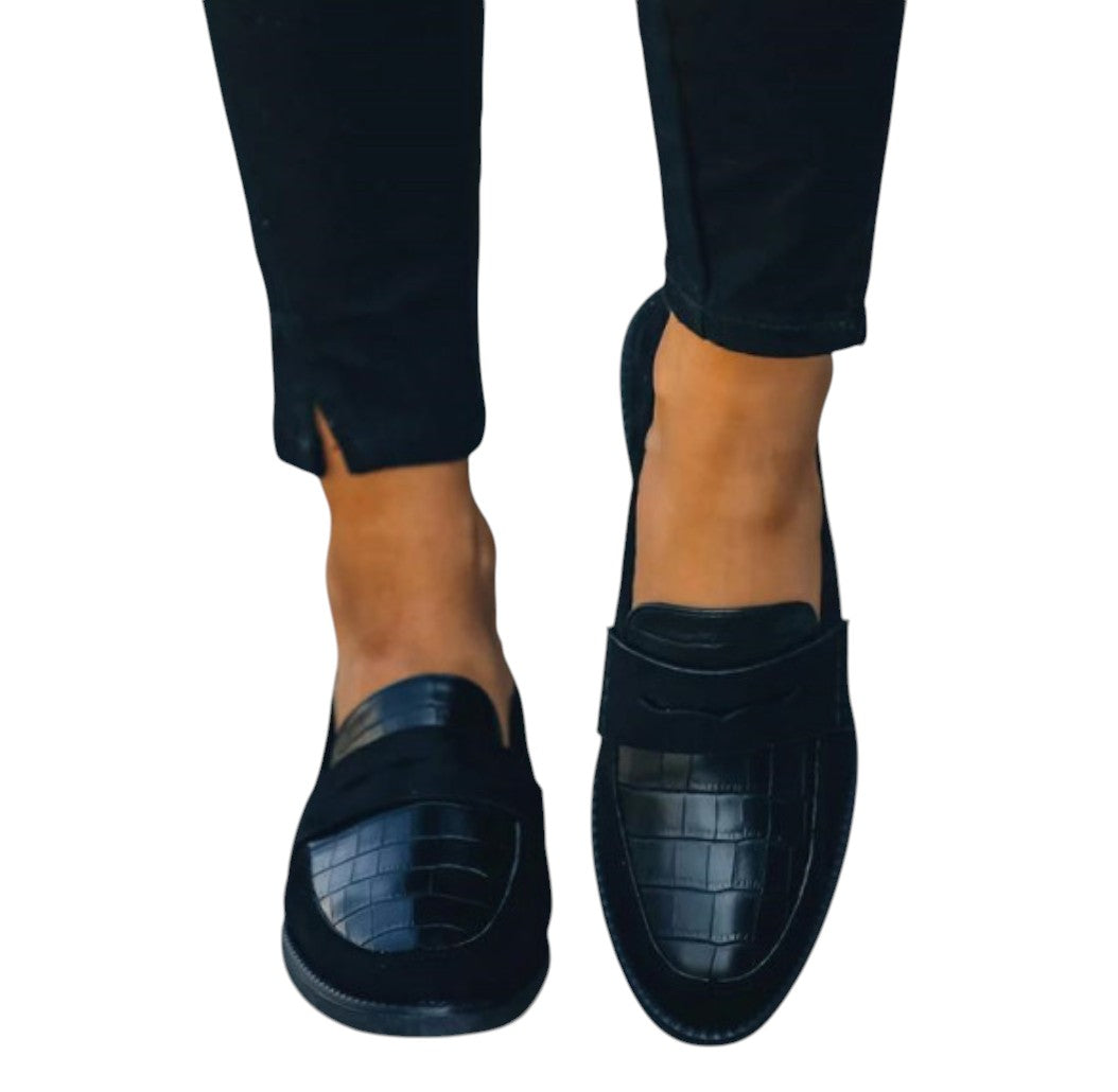 Women's Leather Loafers with a Smooth Finish