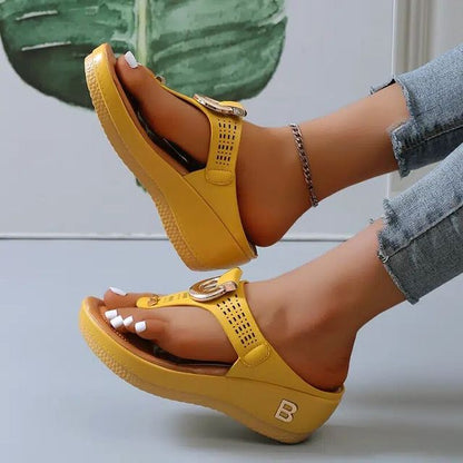 Women's Orthopedic Sandals for Summer Days