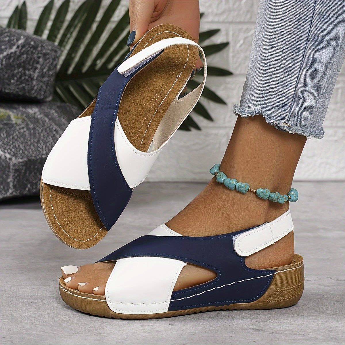 Women's Orthopedic Sandals with Adjustable Fit