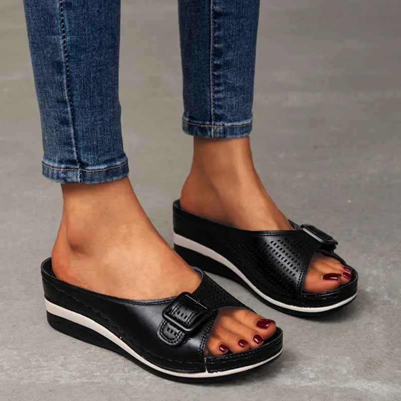 Women's Orthopedic Sandals with Adjustment and Soft Footbed
