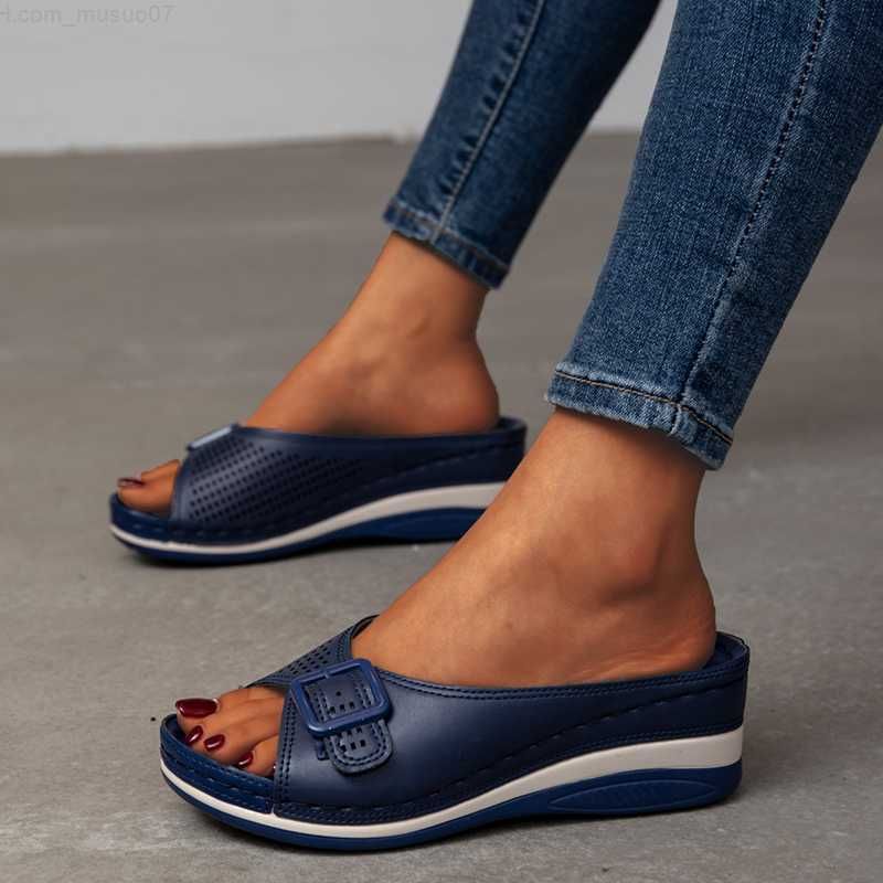 Women's Orthopedic Sandals with Adjustment and Soft Footbed