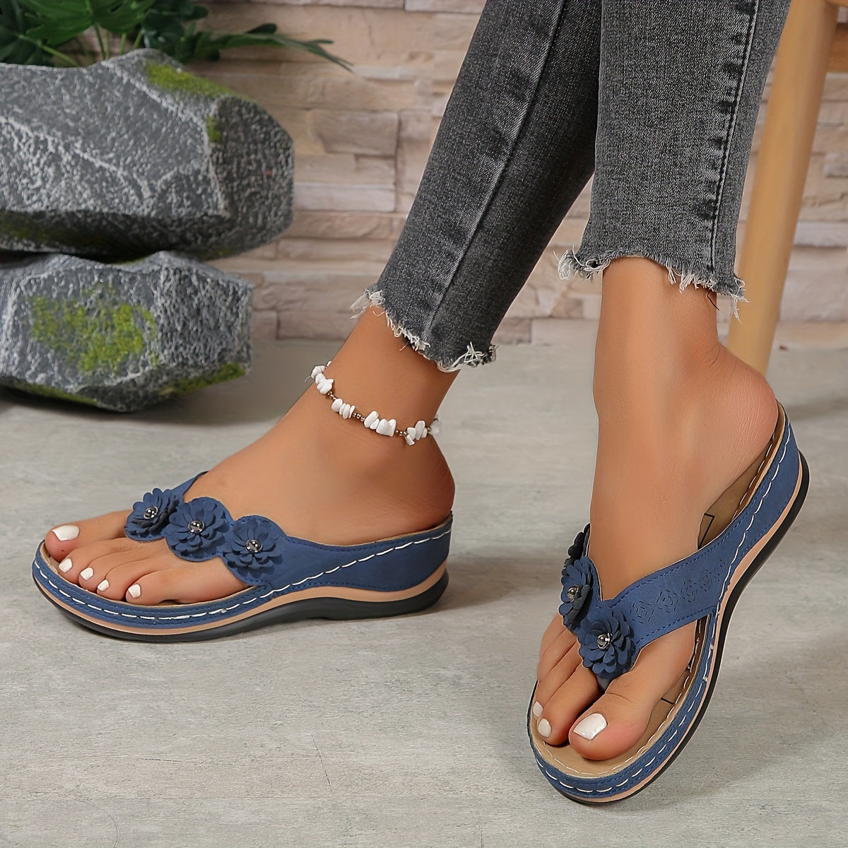 Women's Orthopedic Sandals with Adjustment and Support