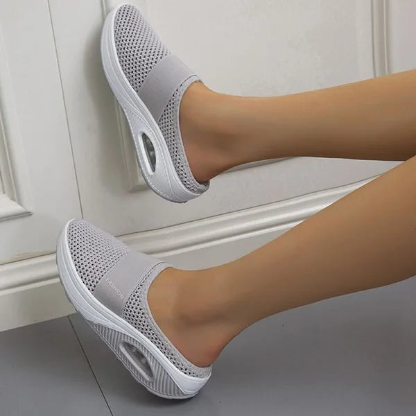 Women's Orthopedic Slides, Lightweight and Breathable