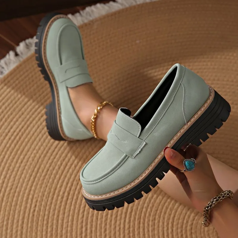 Women's Orthopedic Slip-On Shoes, Comfortable and Trendy