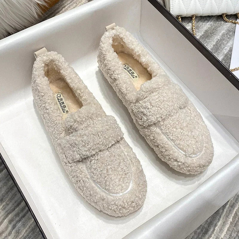Women's Plush Everyday Slippers