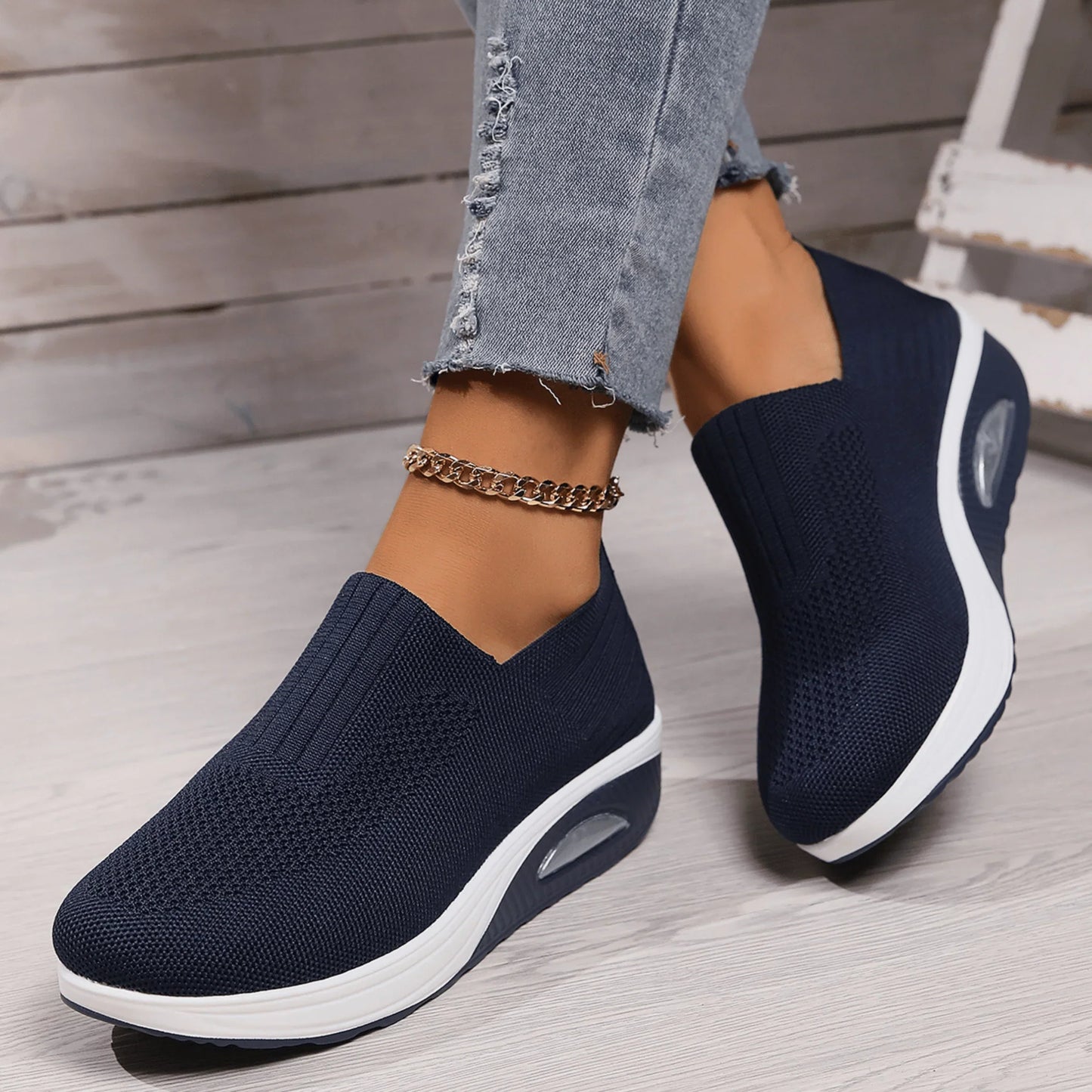 Women's Slip-On Sneakers, Breathable and Comfortable