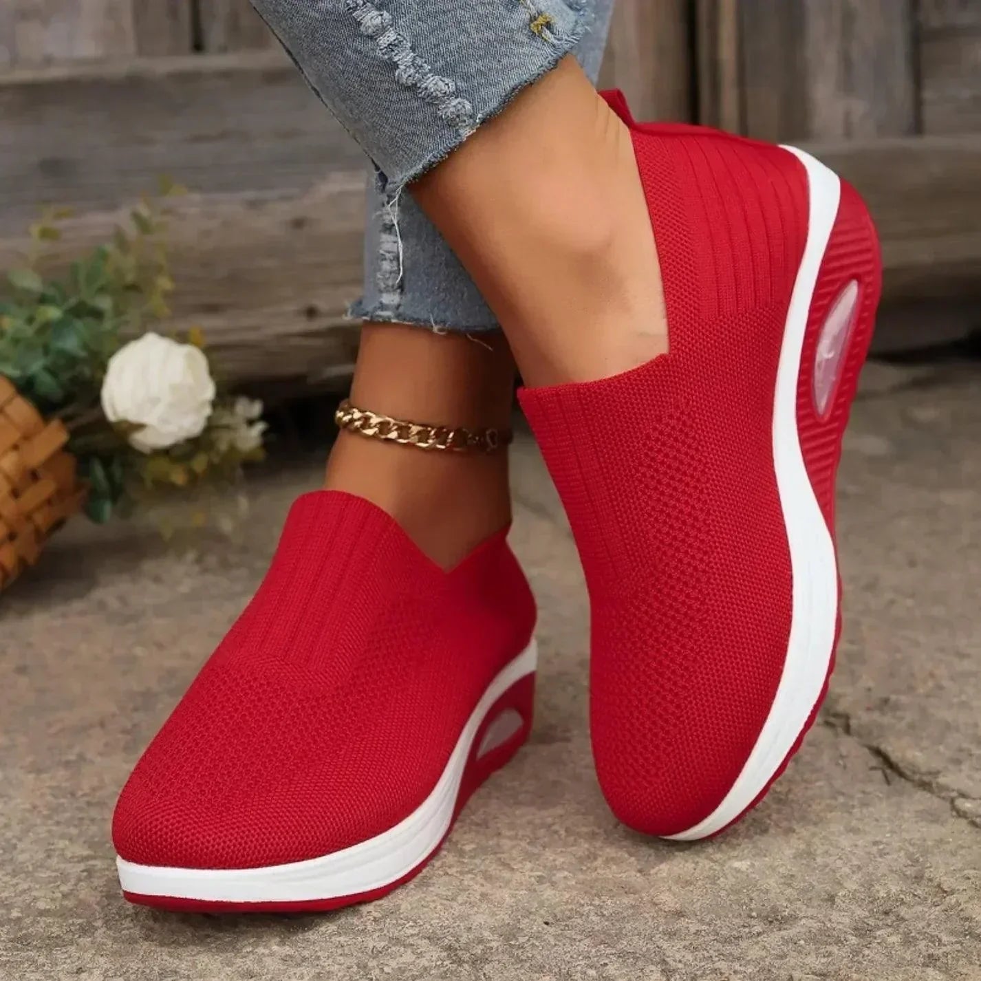 Women's Slip-On Sneakers, Breathable and Comfortable