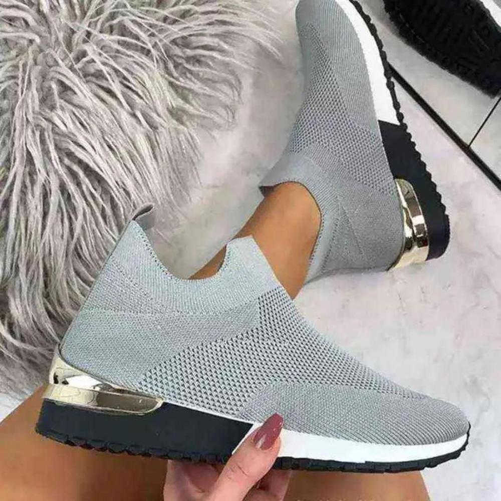 Women's Slip-On Sneakers in Breathable Mesh