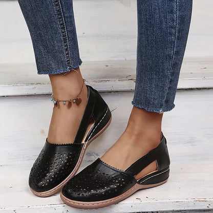 Women's Slip-On Wedge Sandals in Vintage Style