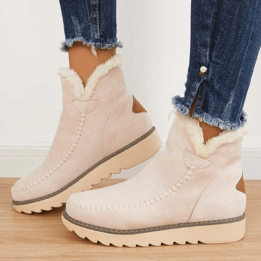 Women's Winter Boots with a Warm Interior